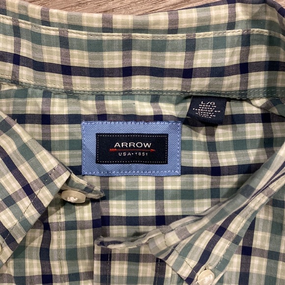 Men button up - Picture 2 of 3